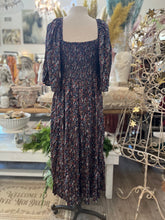 Load image into Gallery viewer, Navy coral twist front 3/4 sleeve maxi dress
