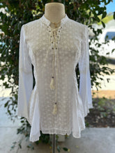 Load image into Gallery viewer, White eyelet lace up back top
