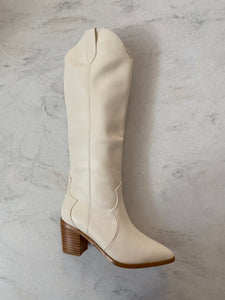Novena off white tall boot